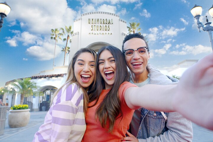 Universal Studios Hollywood Express Tickets - Photo 1 of 10